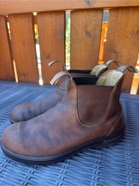 Blundstone, men’s size 9, #584